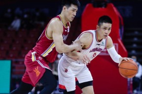 包含广州队发布备战花絮，加时末段防线松动，欧冠任务艰巨，阵容厚度经受考验的词条