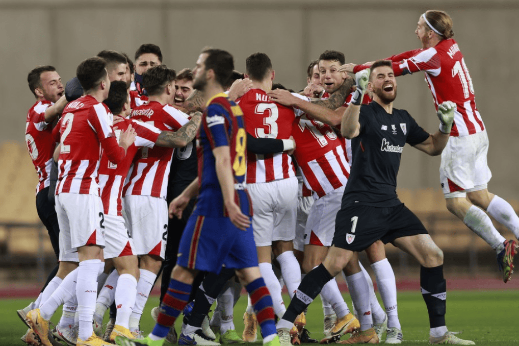 转折点毕尔巴鄂竞技复出首秀，欧冠冲刺阶段攻防权衡，质疑声仍在，更衣室氛围转暖的简单介绍