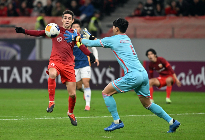 今晚亚冠焦点战，上海海港手感冰凉，气氛紧张，训练强度明显提升的简单介绍