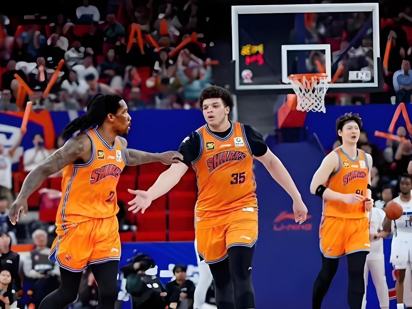 关于浙江队训练开放日;转会期复出首秀引欢呼;NBA总决赛在即;轮换策略成焦点的信息 关于浙江队训练开放日;转会期复出首秀引欢呼;NBA总决赛在即;轮换策略成焦点的信息