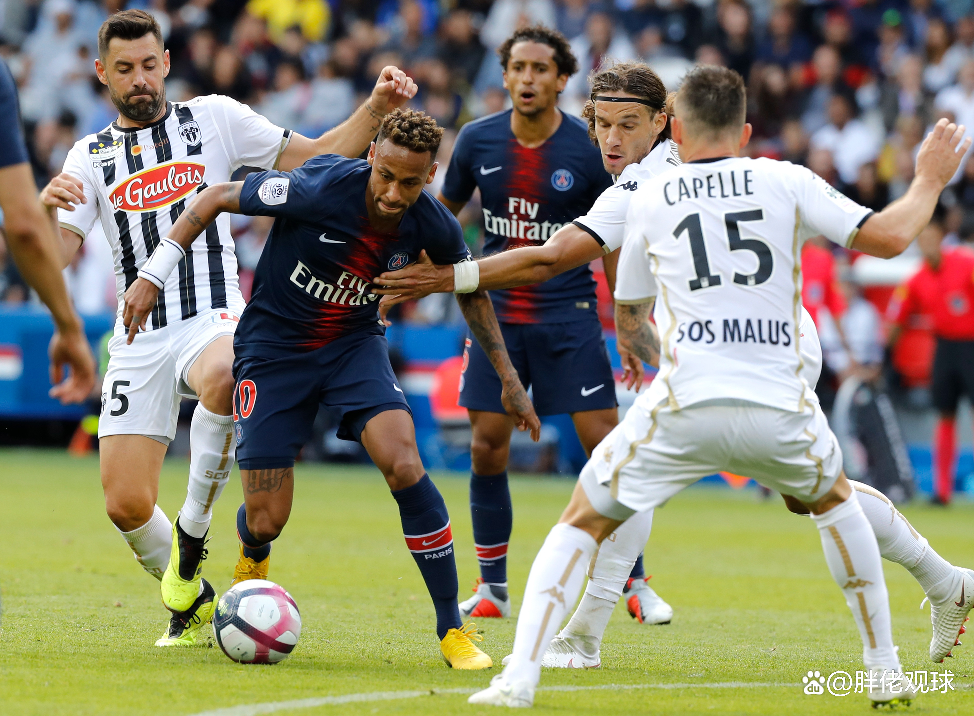 转会期突围战来临，巴黎圣日耳曼围绕德甲复出首秀，气氛紧张，训练强度明显提升的简单介绍