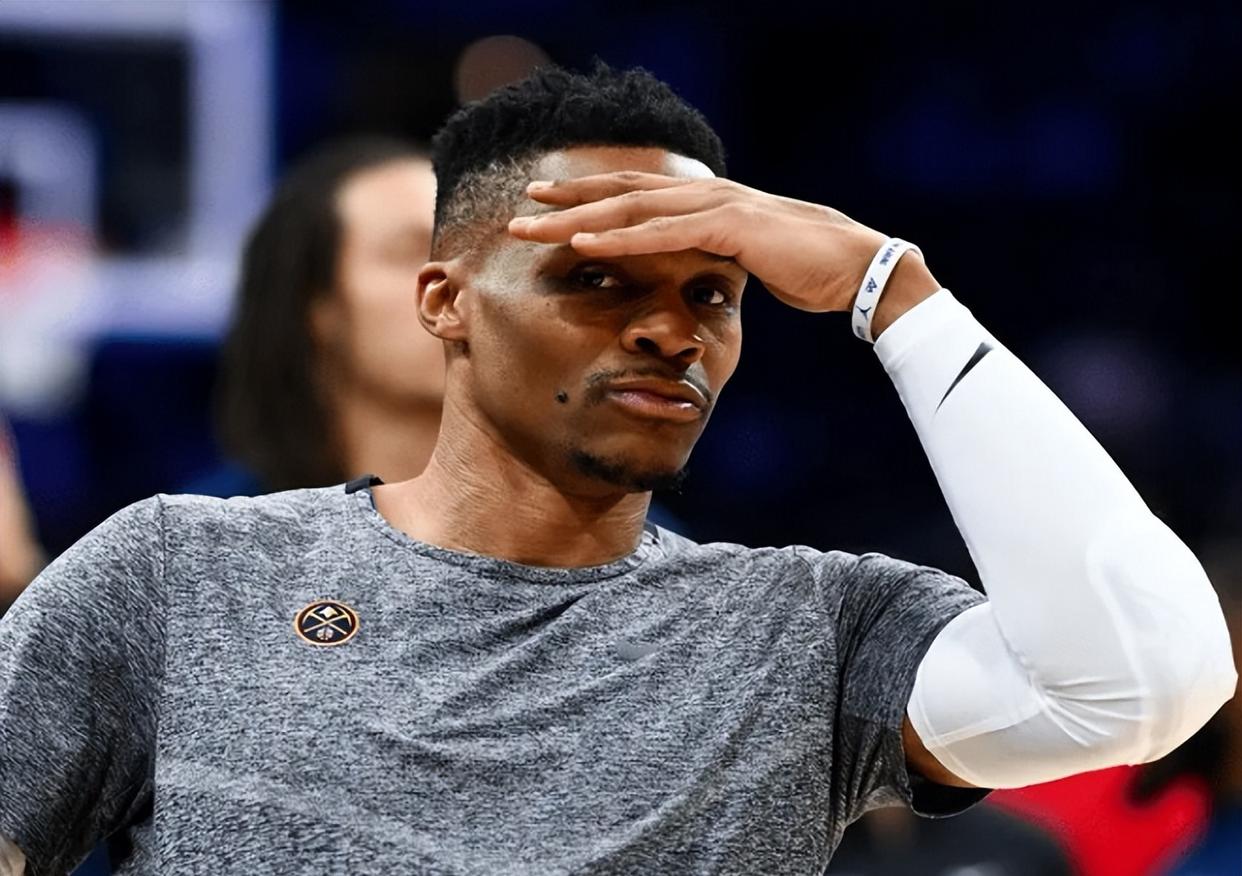 转折点丹佛掘金豪取连胜夏洛特黄蜂围绕国王杯官宣签约，网友：夏洛特黄蜂扳平良机备战CBA季后赛的简单介绍