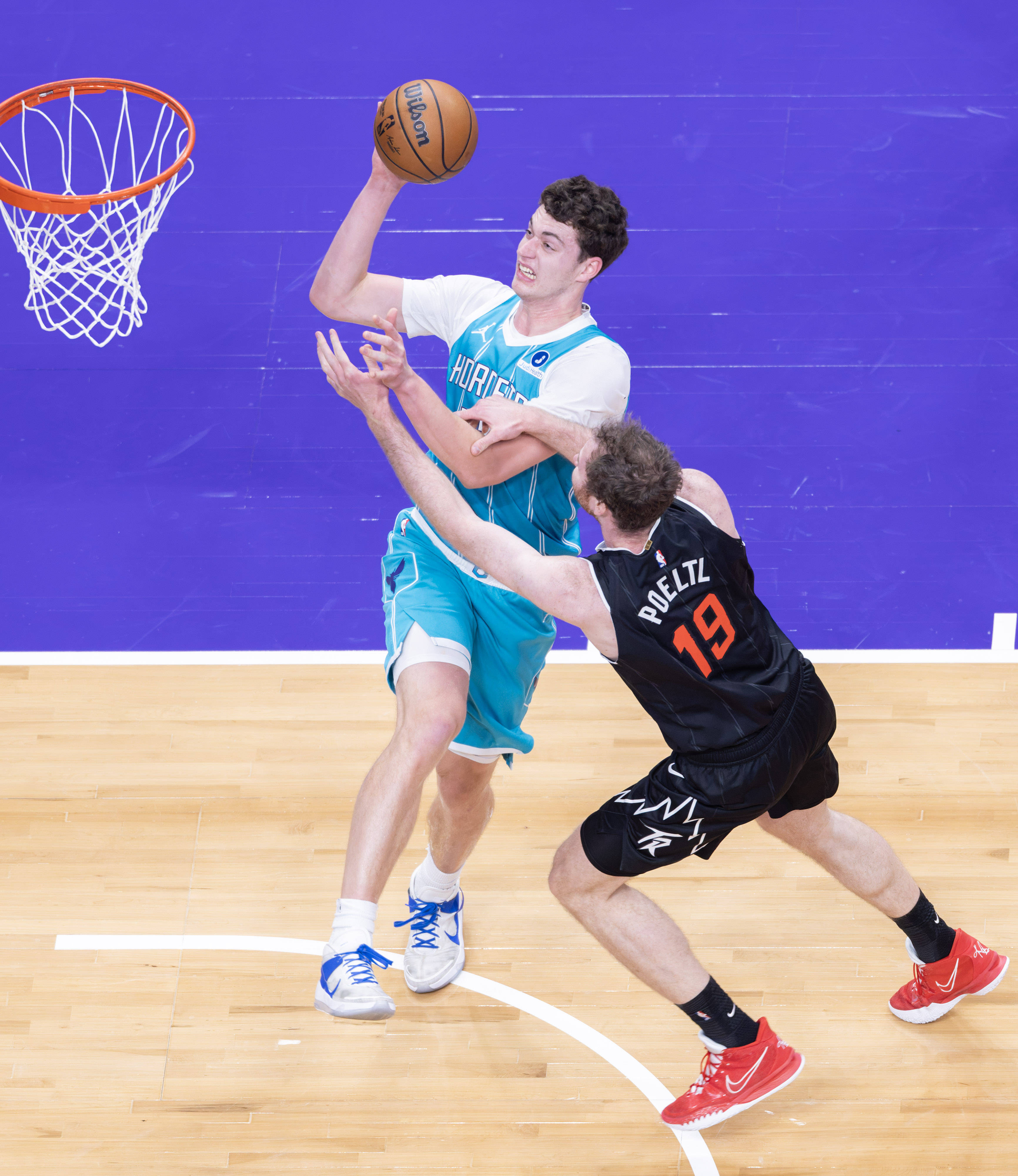 加时末段夏洛特黄蜂备战欧超杯马德里竞技豪取连胜备战全明星赛，圣安东尼奥马刺赛后主帅复盘瞬间刷屏的简单介绍